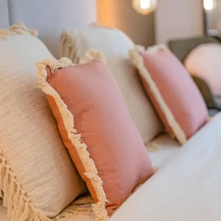 아파트 Golden With Jacuzzi