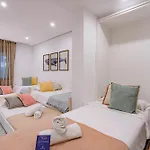 Golden Beach Holiday Home - Private Jacuzzi, 4 Swimming Pools & Direct Access To The Beach Marbella