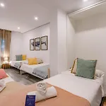 Golden Beach Holiday Home - Private Jacuzzi, 4 Swimming Pools & Direct Access To The Beach * Marbella