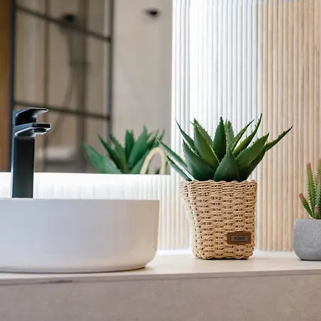 Appartement Golden With Jacuzzi *