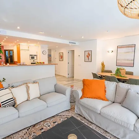Golden - Private Jacuzzi, 4 Swimming Pools & Direct Access To The * Marbellac