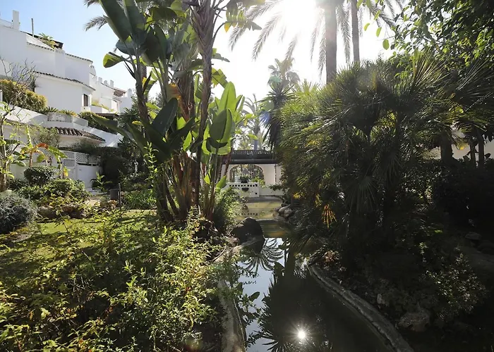 Golden With Jacuzzi דירה מארבלה